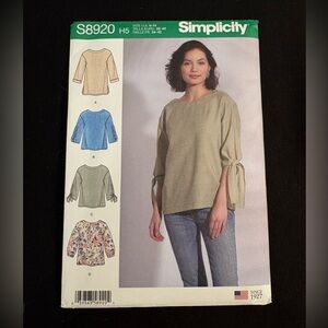 New Simplicity Pattern S8920, Elbow Length Hem Top, Multiple Styles, Size 6-14